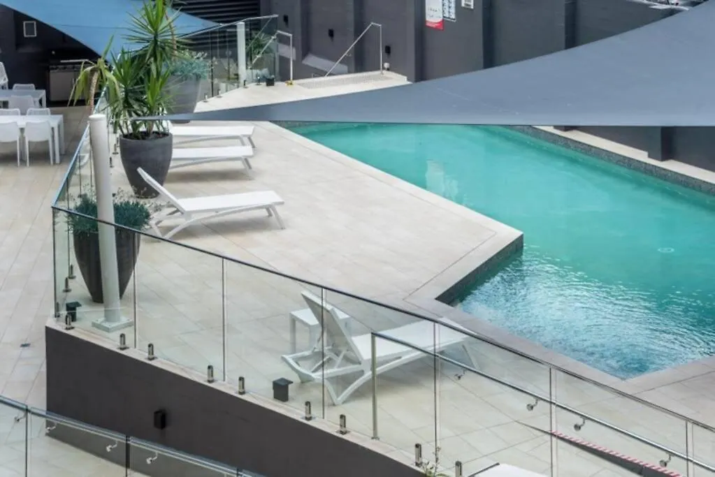Urban Comfort Apt With Pool And Car Park Brisbane